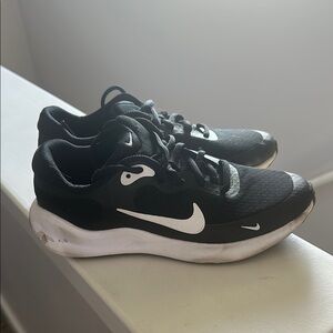 Nike Kids Black and White Sneakers
